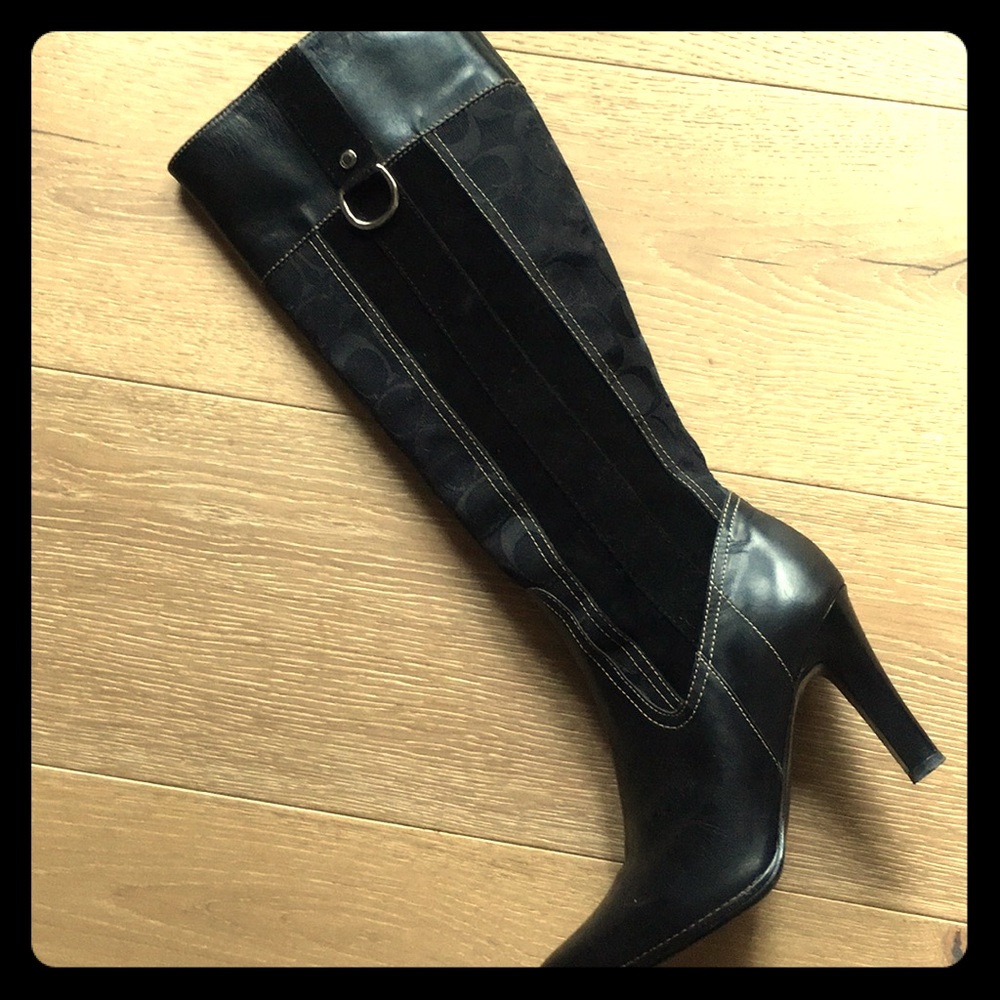 Gorgeous Coach Augustine leather/suede boots